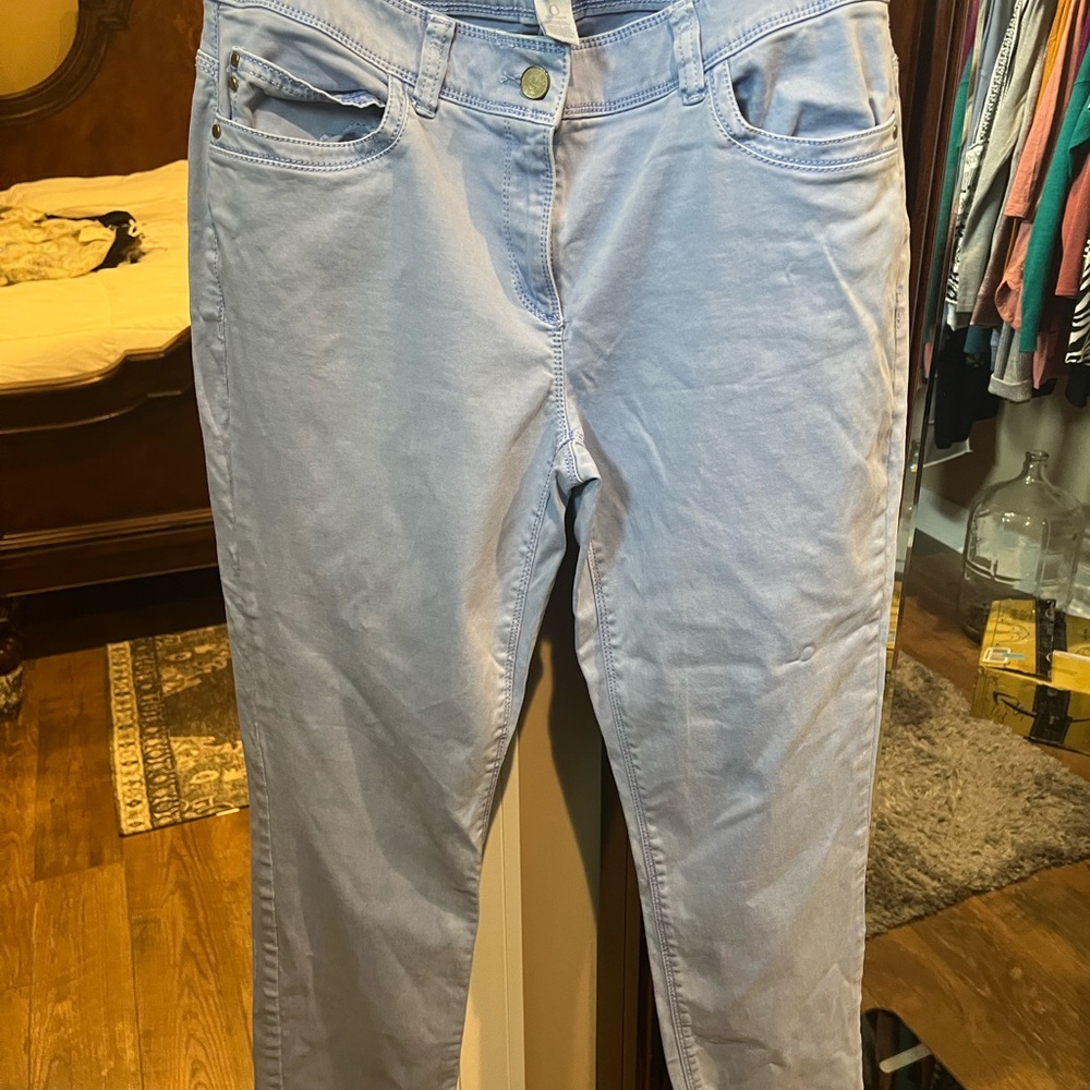 Chicos hardly worn pants